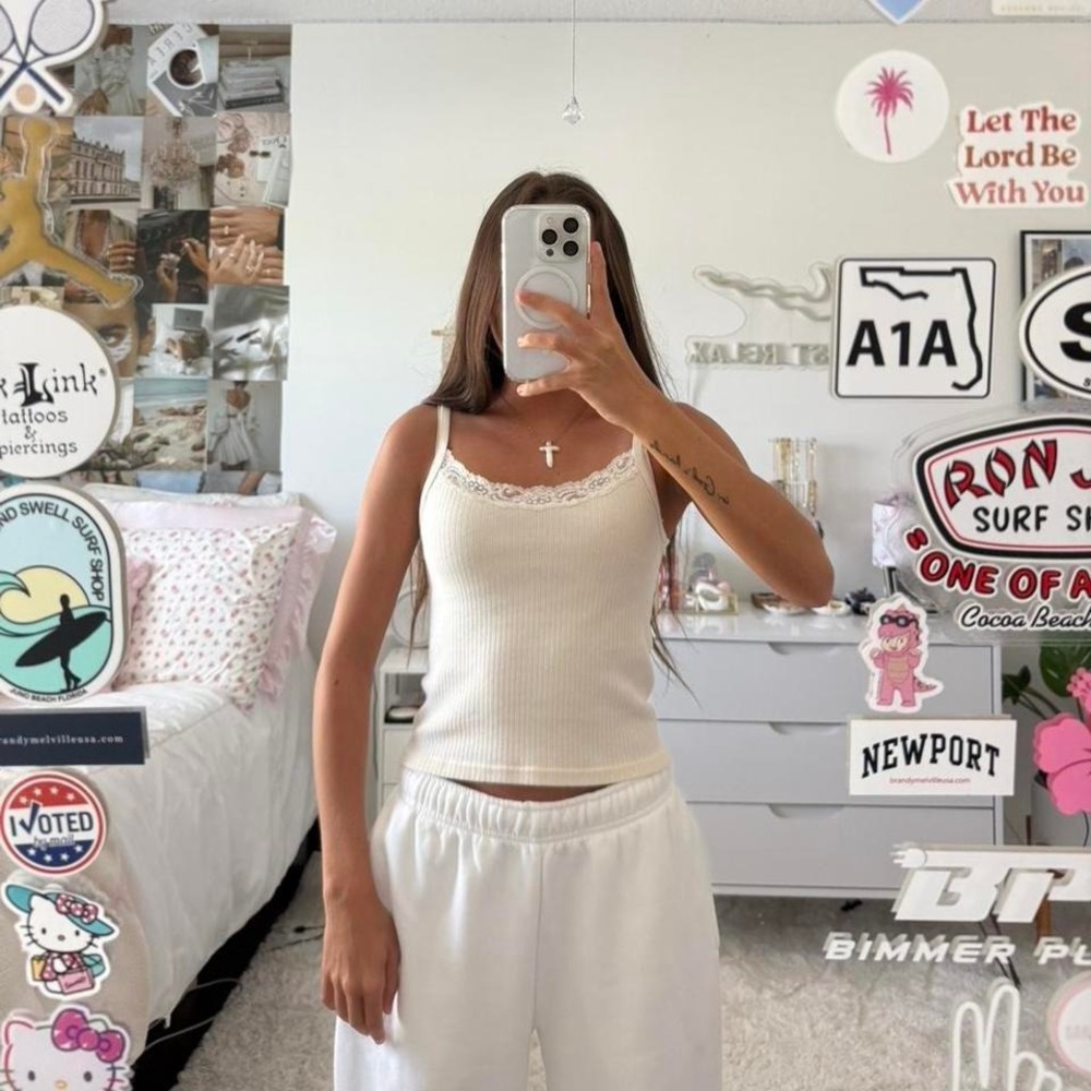 Brandy Melville cream lace tank top‎ - Picture 2 of 6
